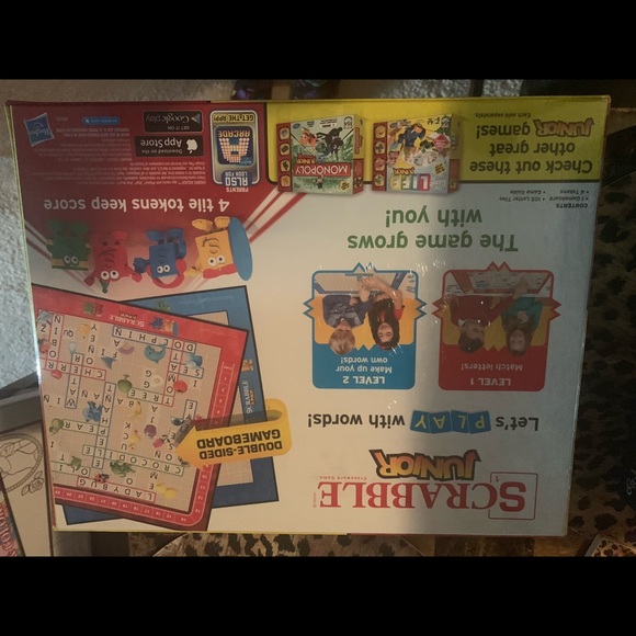 Scrabble board game - Picture 3 of 3